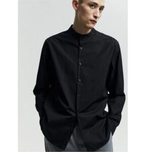 Zara active fabric slim fit black button down size Large